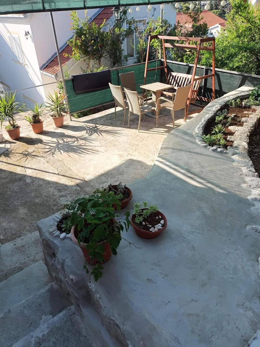 Apartman Petra Trpanj Esterno foto